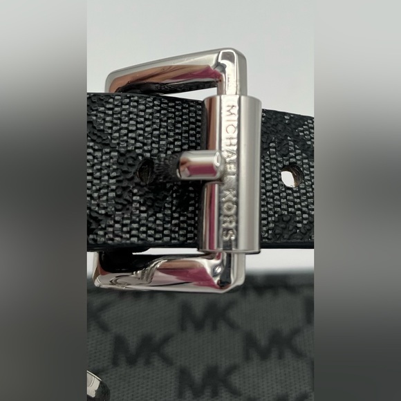 Michael Kors Black and Gray with Silver Charm. Elegant Belt Bag! - Picture 6 of 10